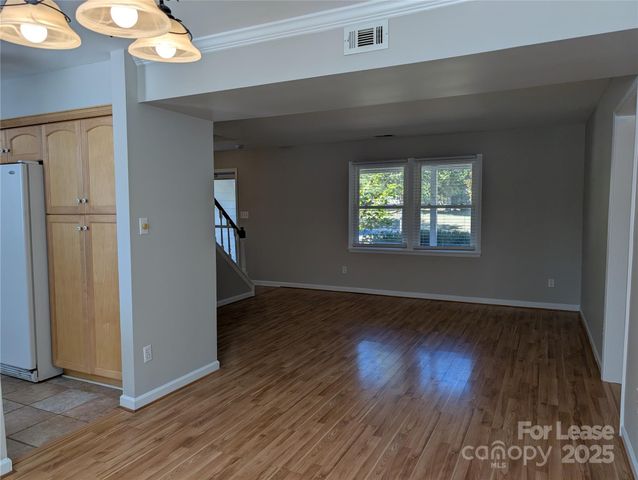 5823 Rimerton Drive, Charlotte, NC 28226