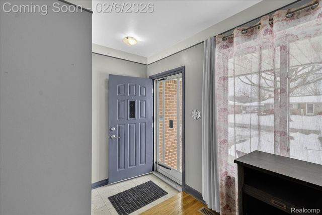 34226 Tonquish Trail, Westland, MI 48185