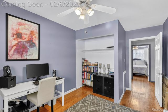 34226 Tonquish Trail, Westland, MI 48185