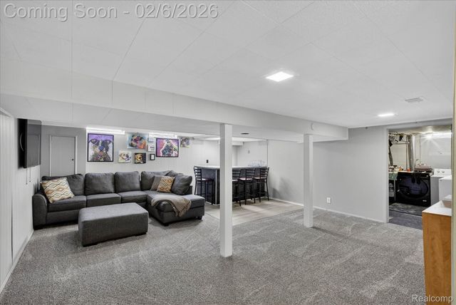 34226 Tonquish Trail, Westland, MI 48185