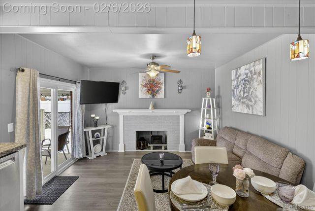 34226 Tonquish Trail, Westland, MI 48185