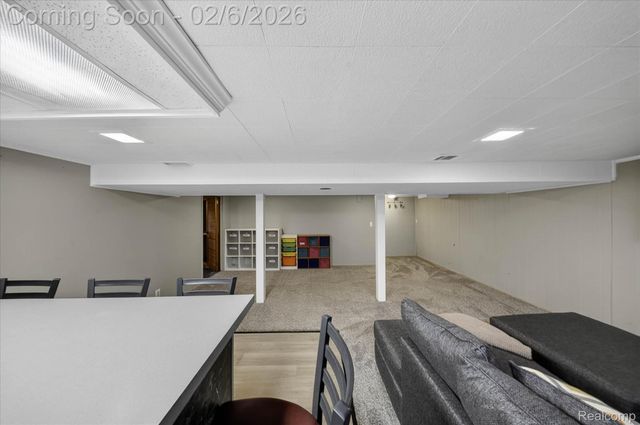 34226 Tonquish Trail, Westland, MI 48185