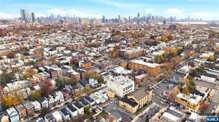 260 Ege Avenue, Jersey City, NJ 07304