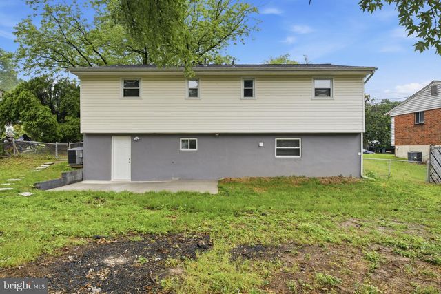 1404 WOODLARK DR, District Heights, MD 20747