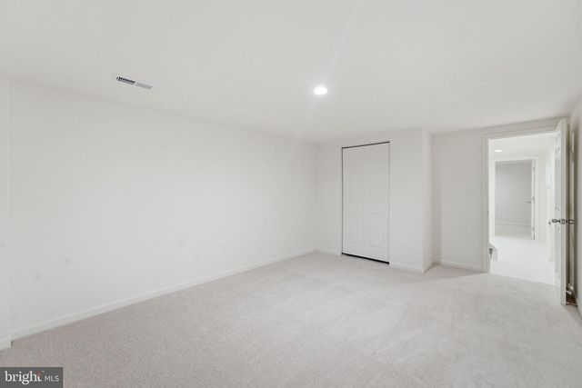 1404 WOODLARK DR, District Heights, MD 20747