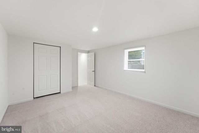 1404 WOODLARK DR, District Heights, MD 20747