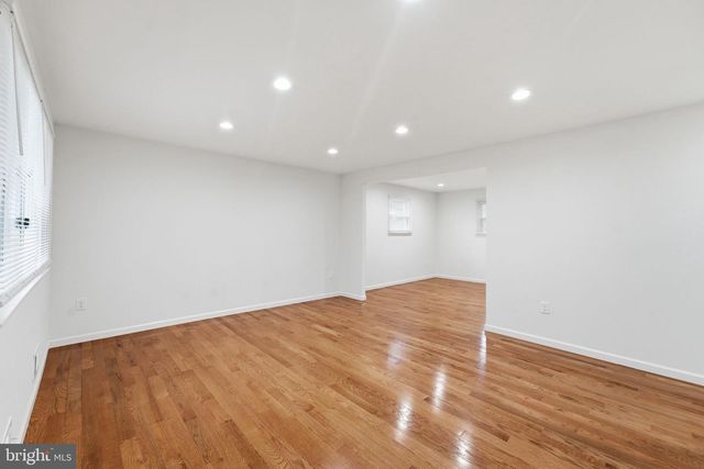 1404 WOODLARK DR, District Heights, MD 20747