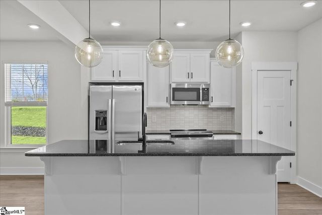 1 Redfield Place, Simpsonville, SC 29681