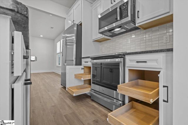 1 Redfield Place, Simpsonville, SC 29681