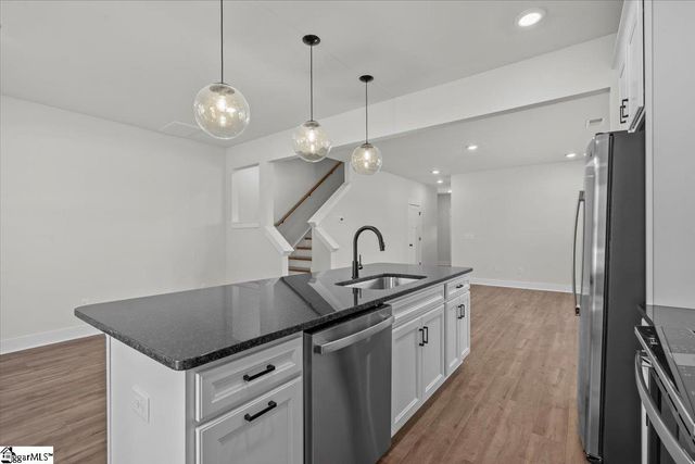 1 Redfield Place, Simpsonville, SC 29681