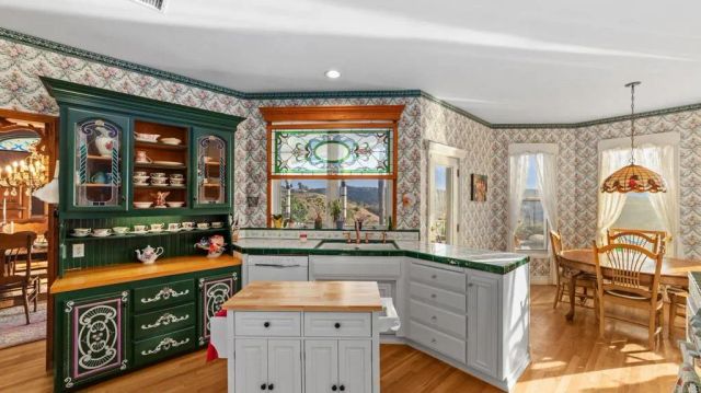 11060 San Luis Rey Dr, Valley Center, CA 92082