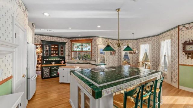 11060 San Luis Rey Dr, Valley Center, CA 92082
