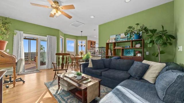 11060 San Luis Rey Dr, Valley Center, CA 92082