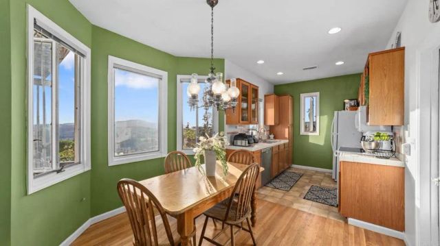 11060 San Luis Rey Dr, Valley Center, CA 92082