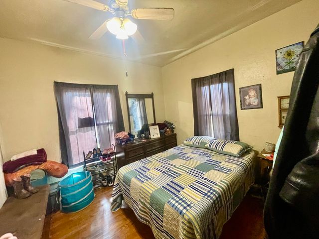 1631 W Lee Street, Springfield, MO 65803