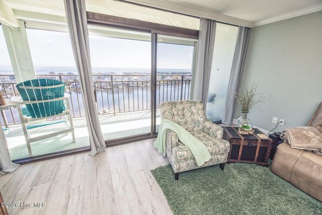 1080 Saint Joseph Street Apt 10b, Carolina Beach, NC 28428