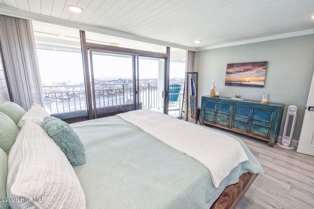 1080 Saint Joseph Street Apt 10b, Carolina Beach, NC 28428