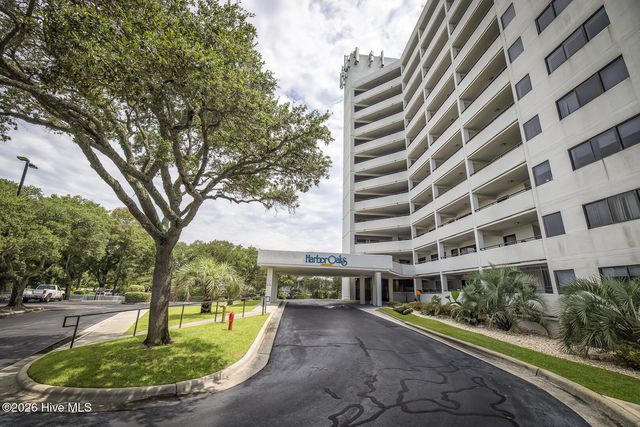 1080 Saint Joseph Street Apt 10b, Carolina Beach, NC 28428