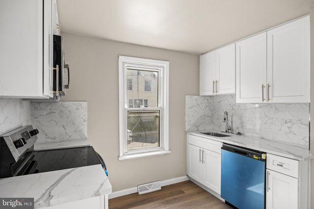 28 W MONROE ST, Paulsboro, NJ 08066