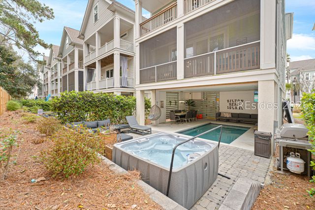 119 Sandcastle Ct, Hilton Head Island, SC 29928