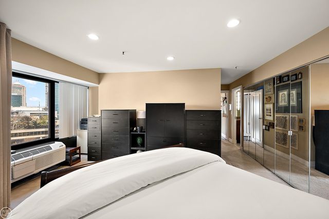 1001 W Jefferson Ave Unit 7b Avenue Bldg 300, Detroit, MI 48226