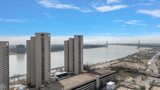 1001 W Jefferson Ave Unit 7b Avenue Bldg 300, Detroit, MI 48226