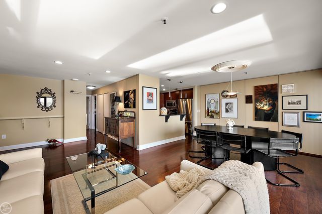 1001 W Jefferson Ave Unit 7b Avenue Bldg 300, Detroit, MI 48226