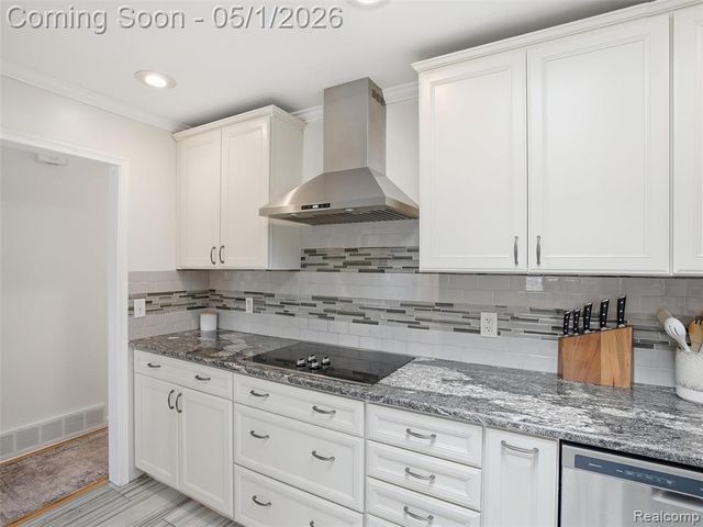 38126 Summers Street, Livonia, MI 48154