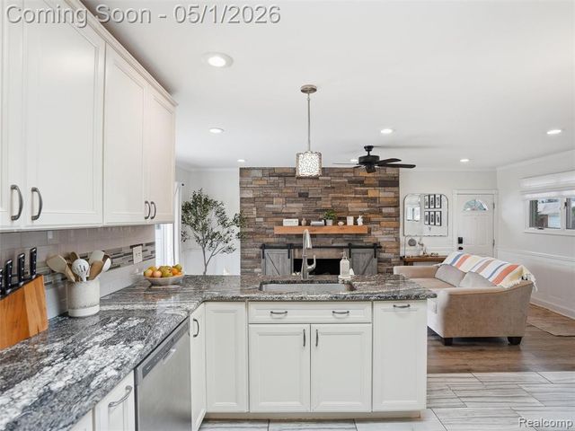 38126 Summers Street, Livonia, MI 48154