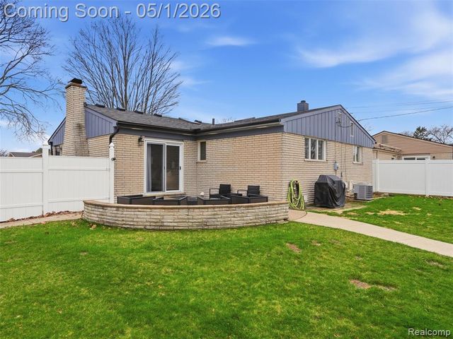 38126 Summers Street, Livonia, MI 48154