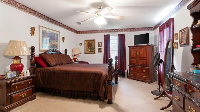 2457 Ripplewood Drive, Conroe, TX 77384