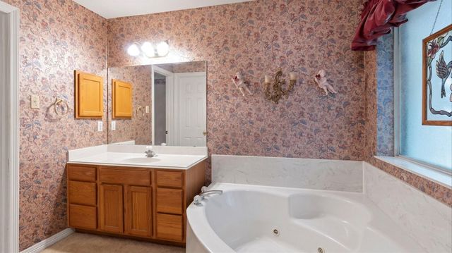 2457 Ripplewood Drive, Conroe, TX 77384