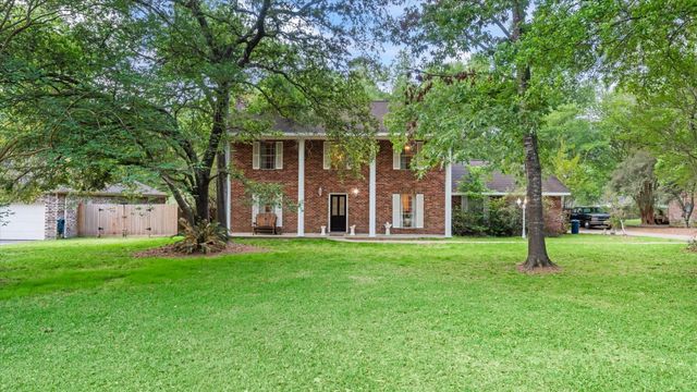 2457 Ripplewood Drive, Conroe, TX 77384