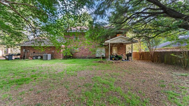 2457 Ripplewood Drive, Conroe, TX 77384
