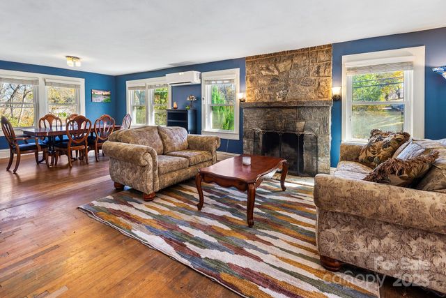 914 Catheys Creek Church Road, Brevard, NC 28712