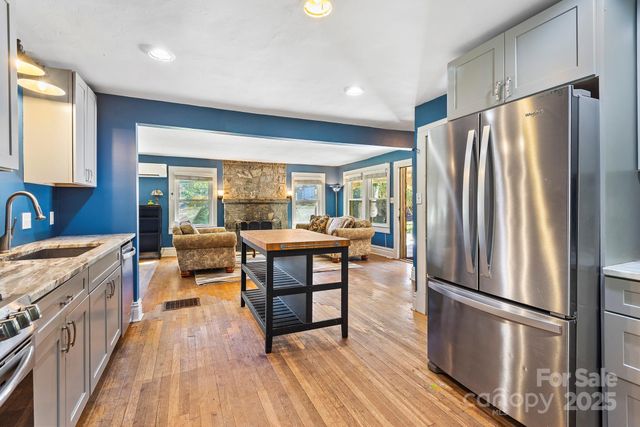 914 Catheys Creek Church Road, Brevard, NC 28712