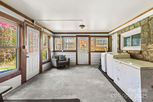 914 Catheys Creek Church Road, Brevard, NC 28712