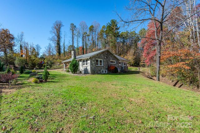 914 Catheys Creek Church Road, Brevard, NC 28712