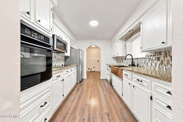 1335 E 8TH Street, Mesa, AZ 85203