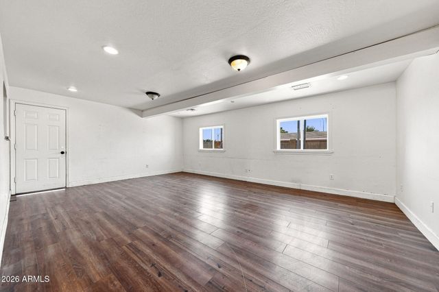 1335 E 8TH Street, Mesa, AZ 85203