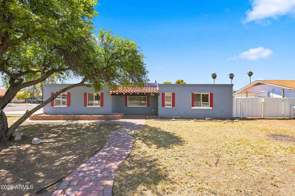 1335 E 8TH Street, Mesa, AZ 85203