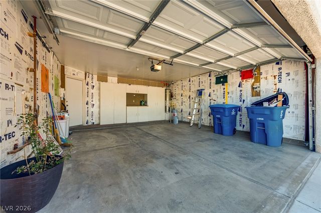 8295 Broward Lane, Las Vegas, NV 89147