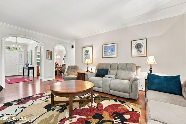 190 Wiregrass Lane, Southern Pines, NC 28387