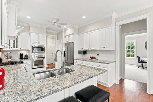 190 Wiregrass Lane, Southern Pines, NC 28387