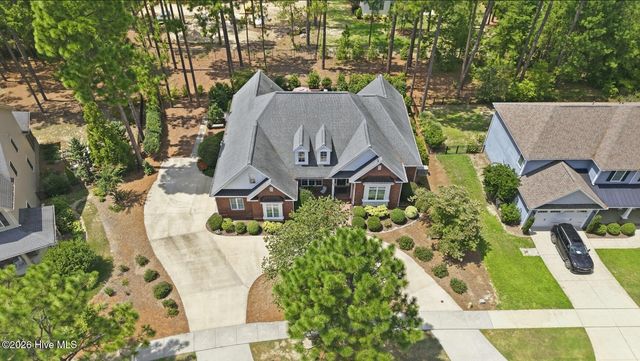 190 Wiregrass Lane, Southern Pines, NC 28387
