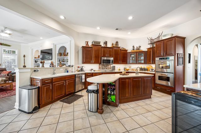 5401 Pheasant Dr., North Myrtle Beach, SC 29582