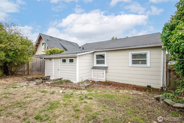 4020 S Asotin Street, Tacoma, WA 98418