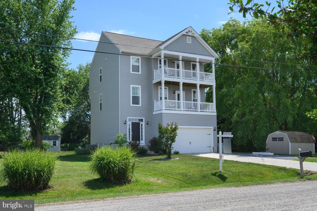 Image 10 of property listing at 335 S CAROLINA RD, Stevensville, MD 21666