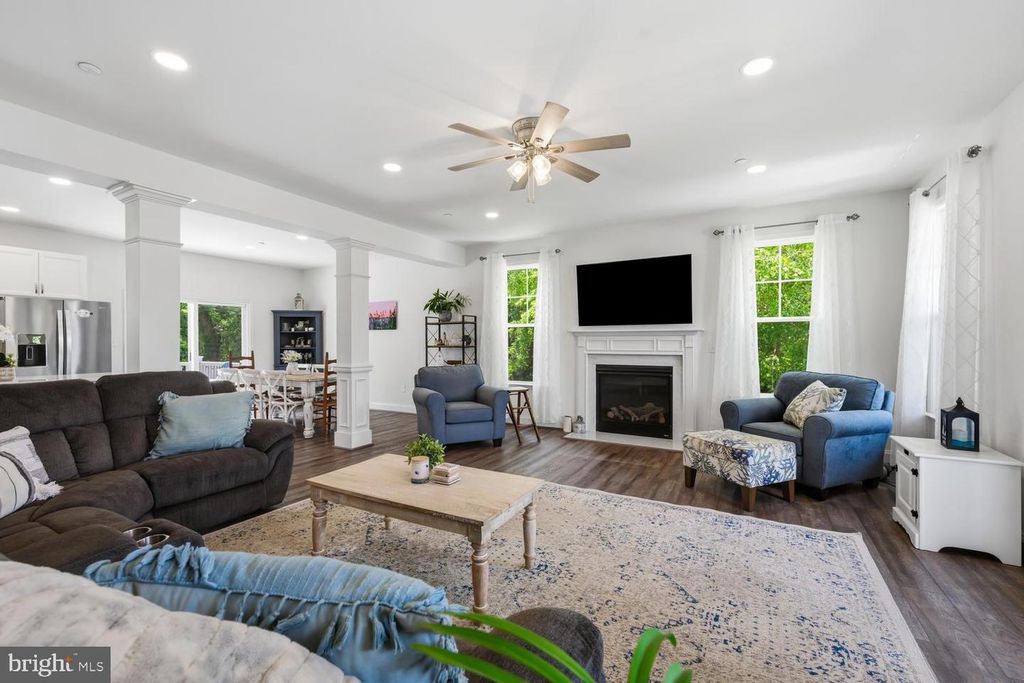 Image 21 of property listing at 335 S CAROLINA RD, Stevensville, MD 21666