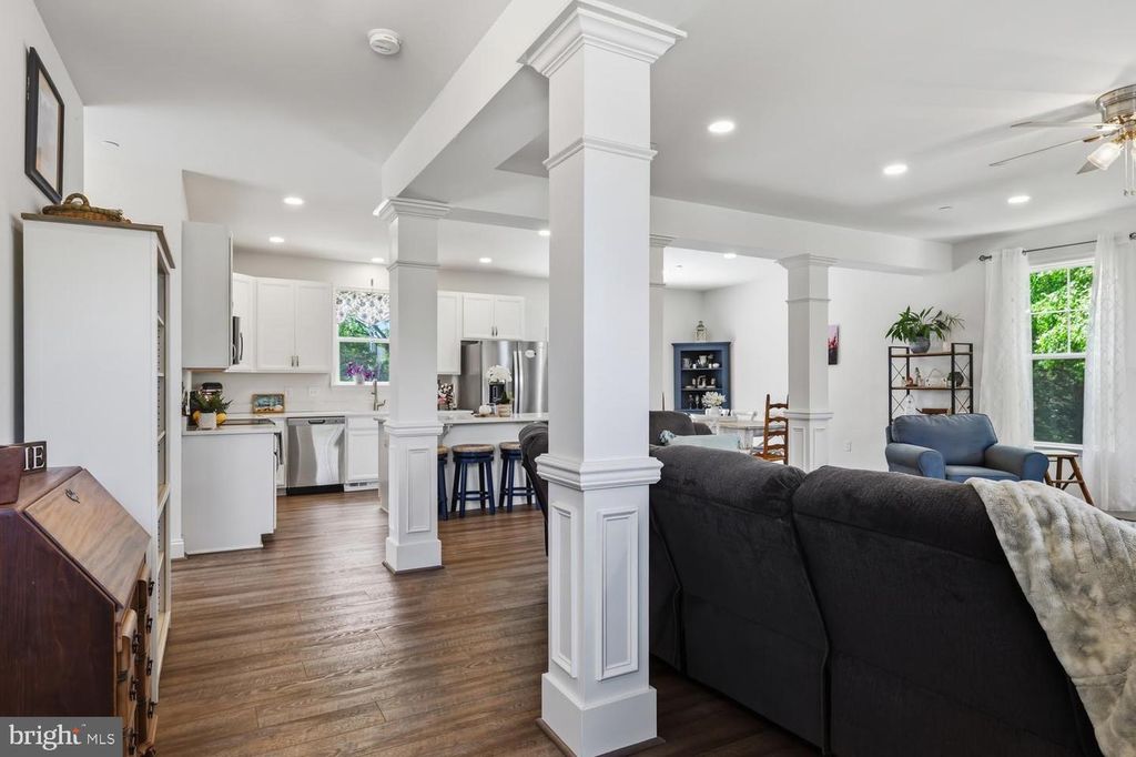 Image 26 of property listing at 335 S CAROLINA RD, Stevensville, MD 21666